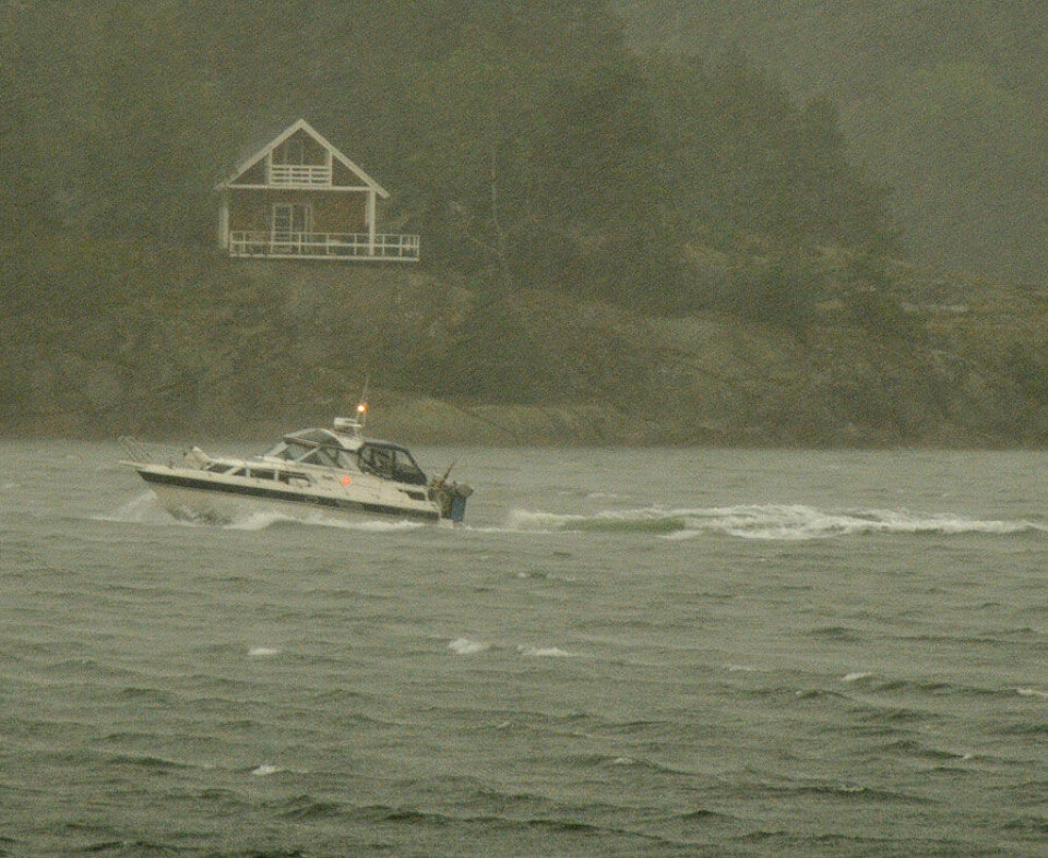 Øs båten og skalk lukene!