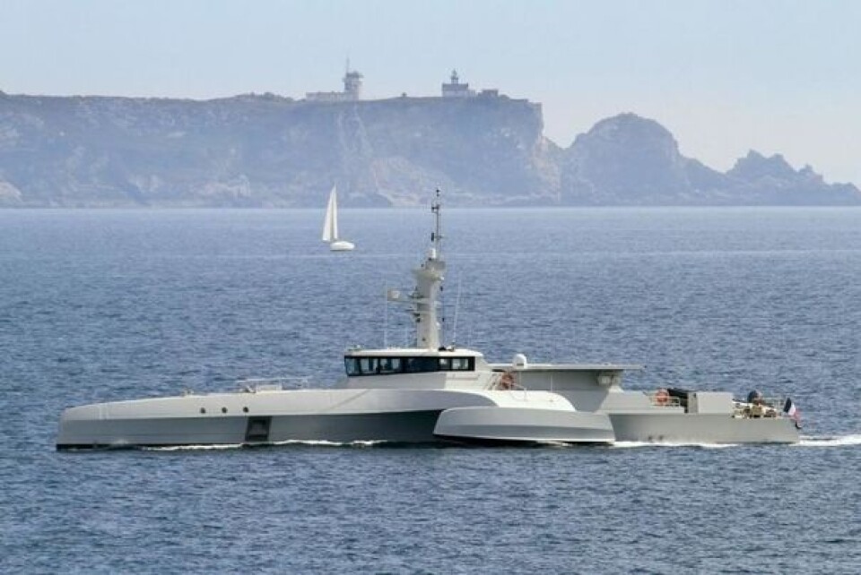 TRE SKROG: Med sitt smale hovedskrog pløyer Ocean Eagle 43 sjøen og har et lavt forbruk.