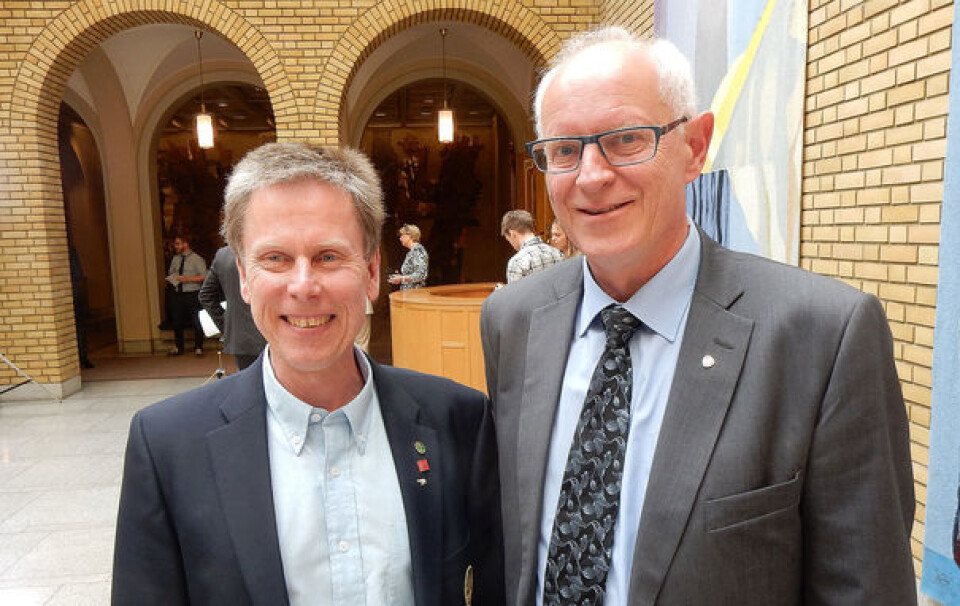 STØTTE: Endre Solvang i KNBF får hjelp av Magne Rommetveit til å få saker om fritidsbåter på dagsorden på Stortinget.