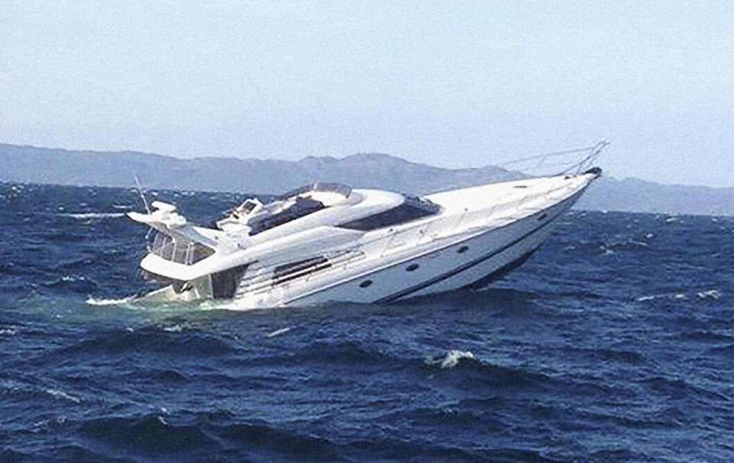 SANK: I pinsen gikk det galt utenfor Lista for en Sunseeker Predator 60. SANK: I pinsen gikk det galt utenfor Lista for en Sunseeker Predator 60.