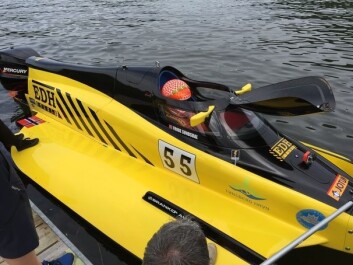 GÅR FORT: Formel 2 består av katamaranbåter på 16 fot, og toppfarten er 200 kilometer i timen. GÅR FORT: Formel 2 består av katamaranbåter på 16 fot, og toppfarten er 200 kilometer i timen.