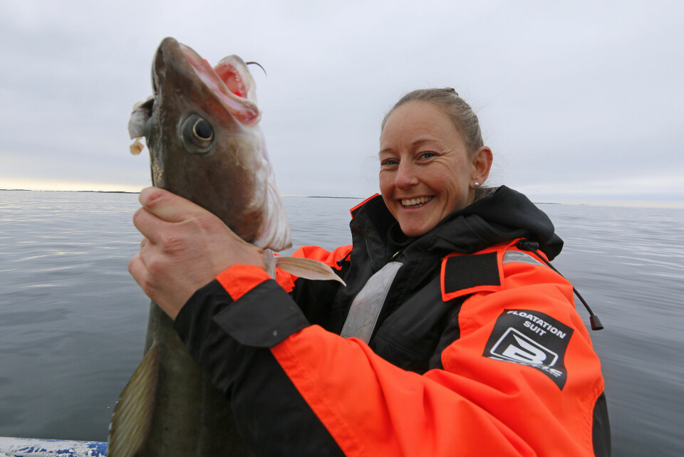 STØRSTE FISK: Kolstø er storfornøyd med fangst på over fire kilo.