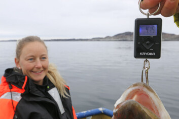STOLT: Kolstø har aldri tatt større fisk, medgir hun. STOLT: Kolstø har aldri tatt større fisk, medgir hun.