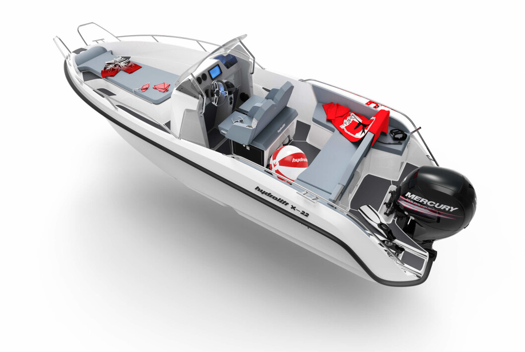 NY BÅT FRA HYDROLIFT: Det satses på familier med Hydrolift X-22. NY BÅT FRA HYDROLIFT: Det satses på familier med Hydrolift X-22.