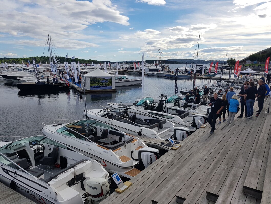 BÅTER I SJØEN: Norges største flytende båtmesse. BÅTER I SJØEN: Norges største flytende båtmesse.