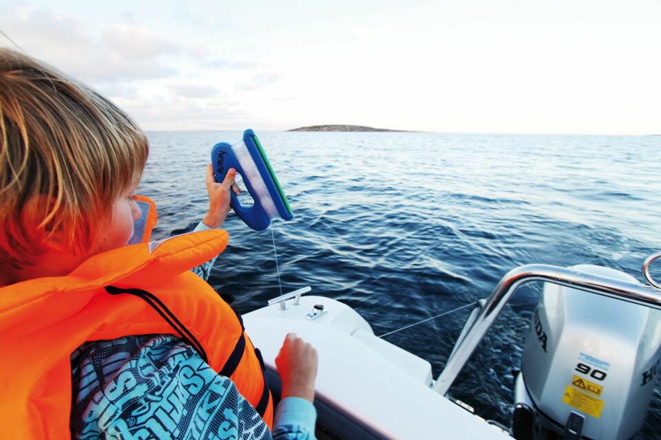 FISK: Fisketuren er en av de viktige opplevelsene med en båt.