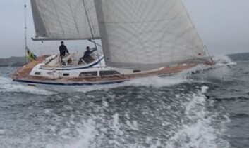 TEST: Hallberg-Rassy 44 ble testet under gode forhold. TEST: Hallberg-Rassy 44 ble testet under gode forhold.