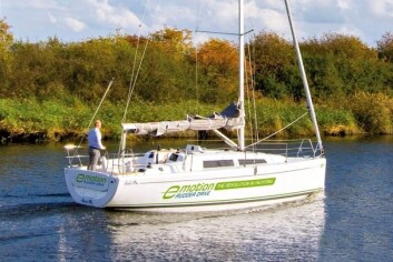 EL: Hanse har satt en elmotor på roret på sin 31-foter. Det gir også en suveren manøvrering. EL: Hanse har satt en elmotor på roret på sin 31-foter. Det gir også en suveren manøvrering.