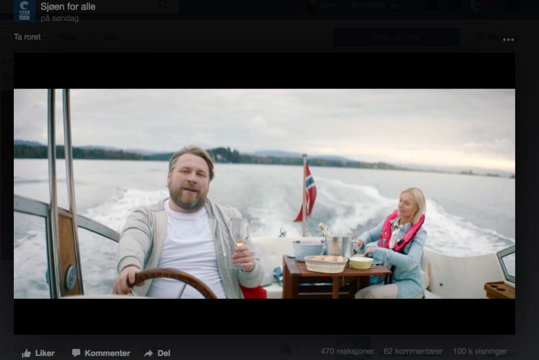 Kampanje: Sjøen for alle kjører kampanje for å få flere kvinner til rors. Hun med rosa vest, han uten, men med et glass i neven. Kampanje: Sjøen for alle kjører kampanje for å få flere kvinner til rors. Hun med rosa vest, han uten, men med et glass i neven.