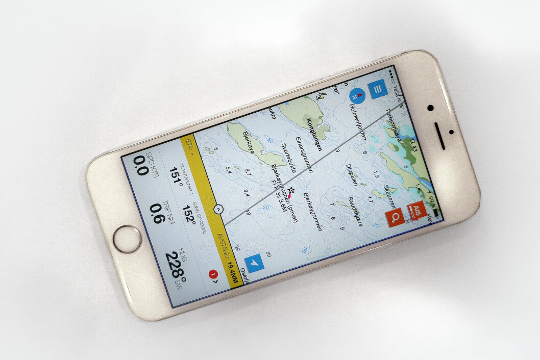 MOBIL: «På Sjøen» gjør det enkelt å billig med digital navigasjon. Nå har appen fått flere funksjoner.