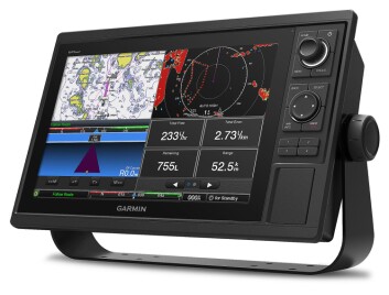 STØRRE: Garmin lanserte nye plottere med 12-tommers skjerm. I fremtiden vil skjermene få en mer sentral rolle om bord. STØRRE: Garmin lanserte nye plottere med 12-tommers skjerm. I fremtiden vil skjermene få en mer sentral rolle om bord.