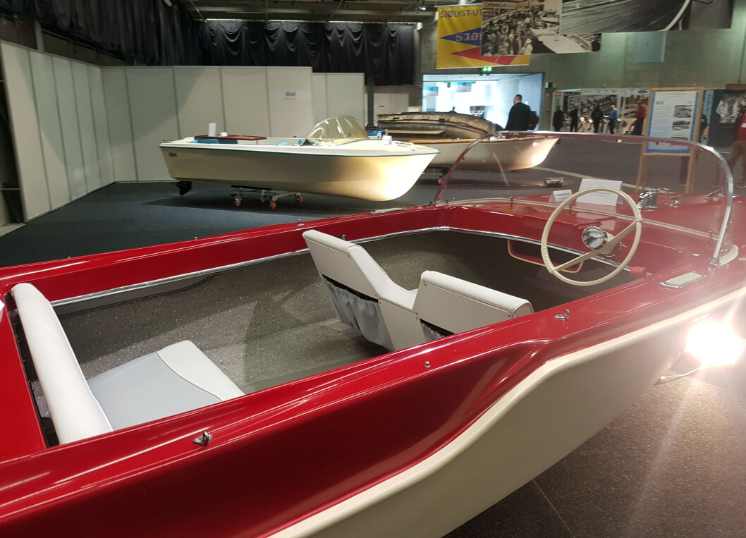 RETROBÅTER: Selco Selspeed 14 fot fra 1964 i forgrunnen. Lenger ned i artikkelen kommer du om bord i denne båten, og 27 andre. RETROBÅTER: Selco Selspeed 14 fot fra 1964 i forgrunnen. Lenger ned i artikkelen kommer du om bord i denne båten, og 27 andre.