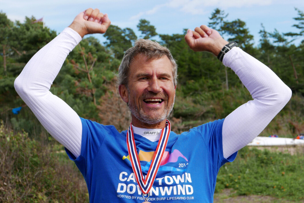 Einar Kjerschow er i slutten av 60-årene, men fremdeles en av verdens best surfski padlere Einar Kjerschow er i slutten av 60-årene, men fremdeles en av verdens best surfski padlere