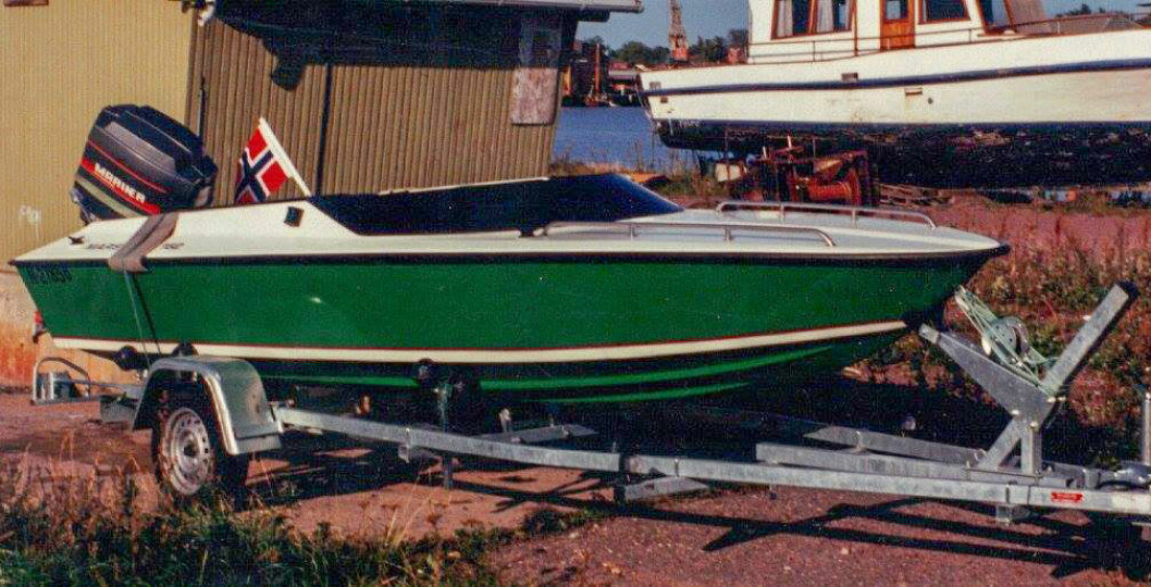 FUNNET IGJEN: 24 år etter at båten ble stjålet fant Per Simonsen båten igjen.