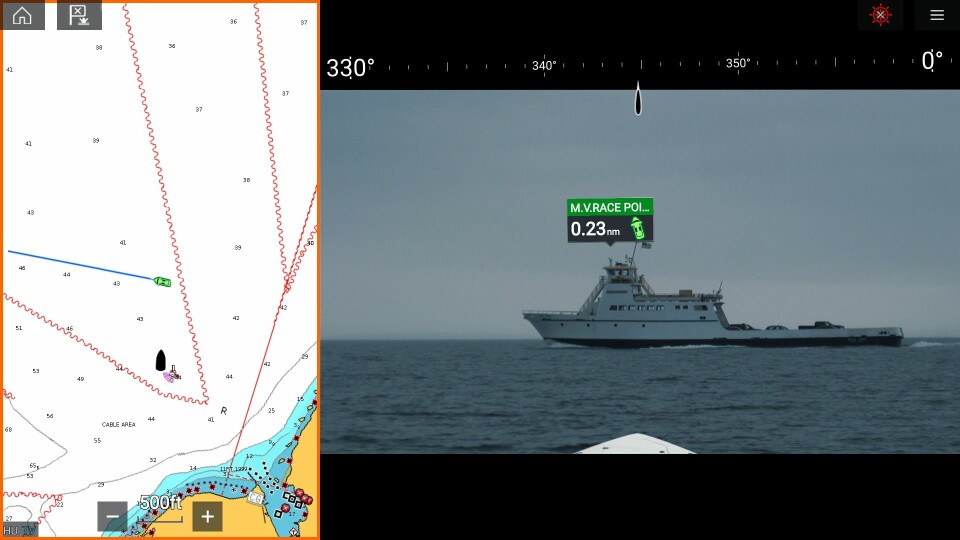 AR: Her vises informasjon over skipet med hjelp av kamera.