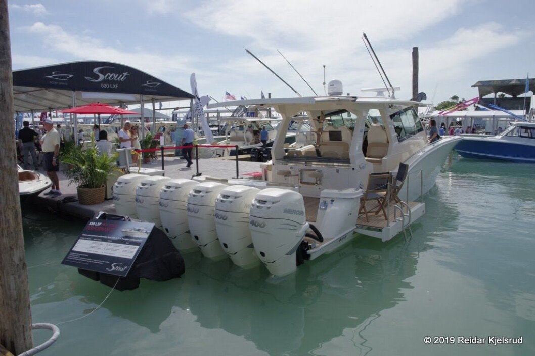 DOMINERER: 400-hesterne på Miami Boat Show. DOMINERER: 400-hesterne på Miami Boat Show.
