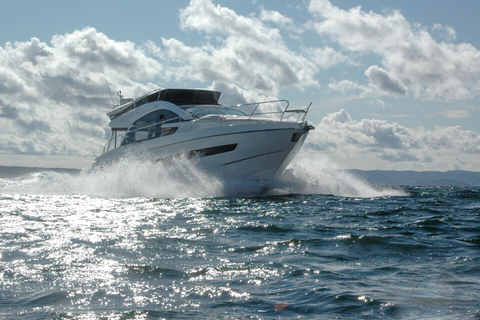 FAIRLINE 53 SQUADRON: En yacht for gentlemen. FAIRLINE 53 SQUADRON: En yacht for gentlemen.