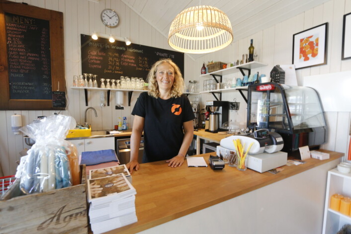 LYSSTØPERI OG KAFE: Linn Zwilgmeyer. LYSSTØPERI OG KAFE: Linn Zwilgmeyer.