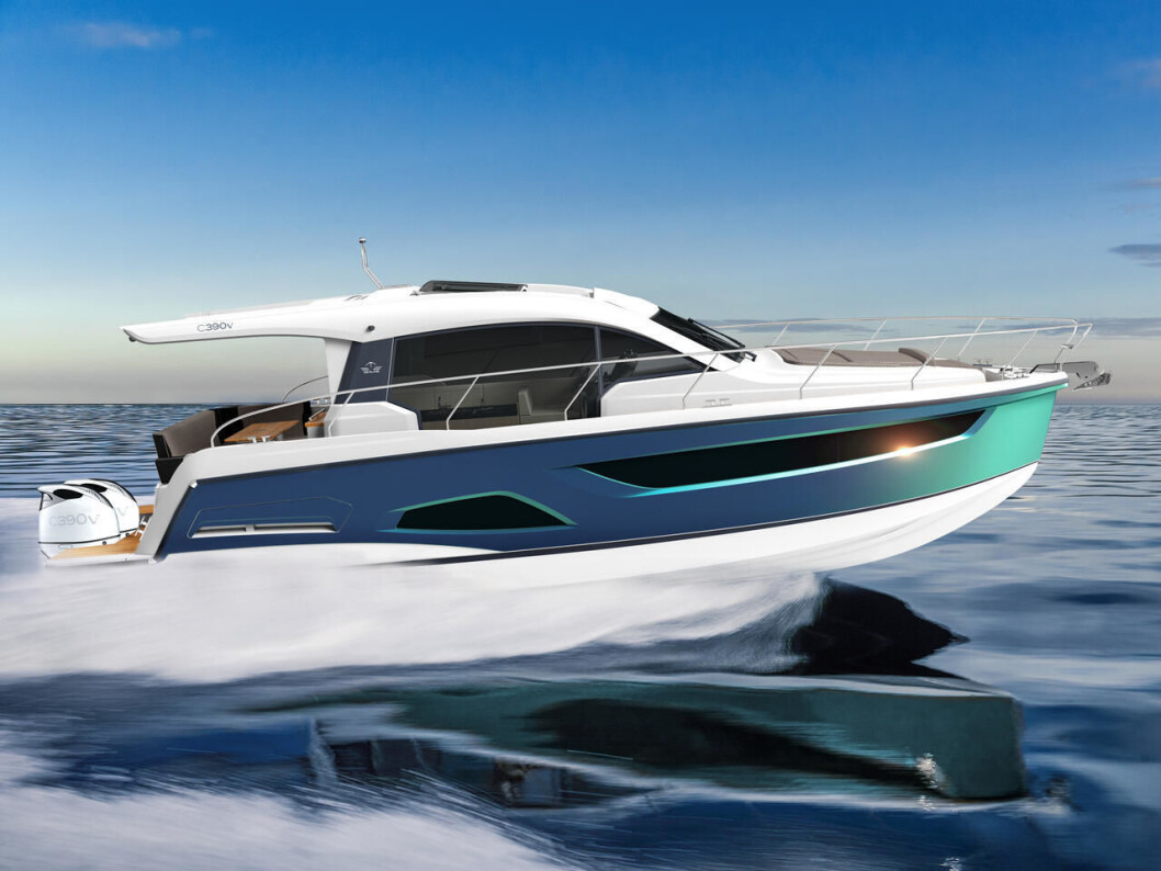 MED UTENBORDS: Sealine C390v. MED UTENBORDS: Sealine C390v.
