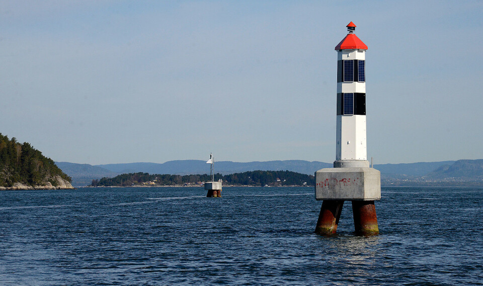 100 MILL: Oppgraderinger og vedlikehold av kystmerkene er en evig runddans. I 2025 får Kystverket 100 nye millioner som blant annet skal brukes til dette.