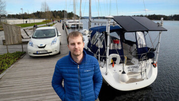 STRØM: Med litiumbatterier, og en kraftig inverter er det mulig å lade bilen fra båten batteribank. STRØM: Med litiumbatterier, og en kraftig inverter er det mulig å lade bilen fra båten batteribank.