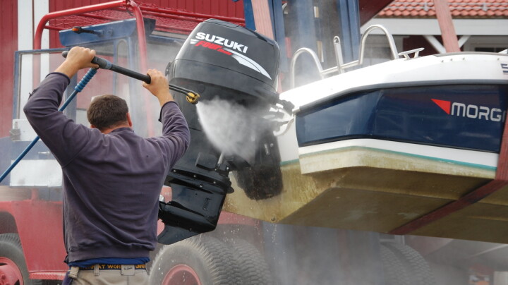 Norsk høytrykkspyler gjør rent bord