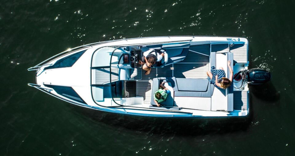 NORTHMASTER 635 CRUISER: 21-foteren har syv seter med masse plass.
