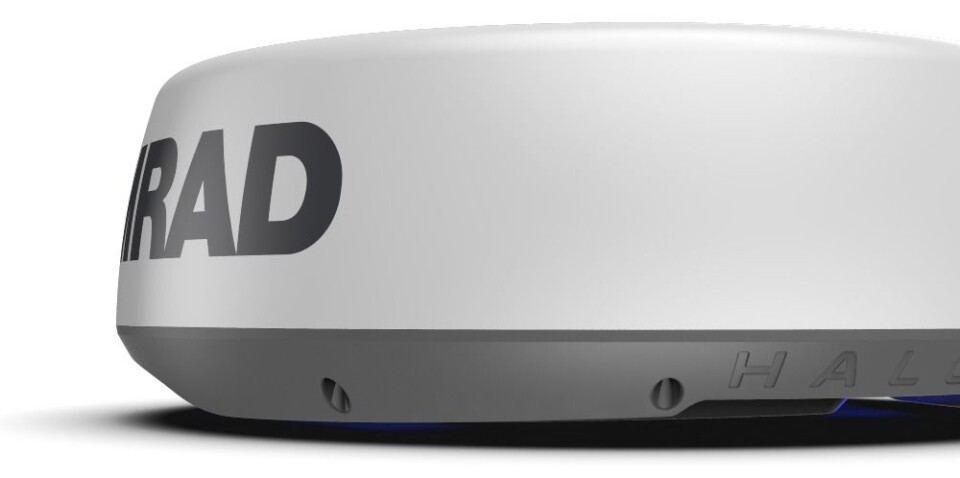 AVANSERT: Simrad HALO24 rommer avansert teknologi i en lett og kompakt enhet.