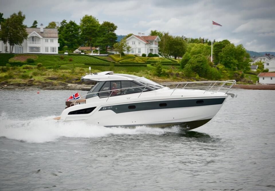 Bavaria S33 HT