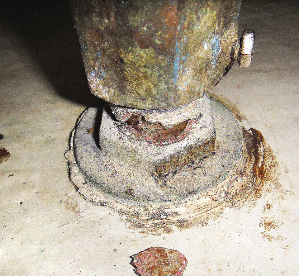 TÆRING: Nær sinken i messinglegeringen forsvinner blir metallet svakt og sprøtt.