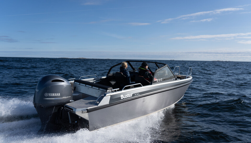STORESØSTER: Her er det litt mer plass og mulighet for større motor.