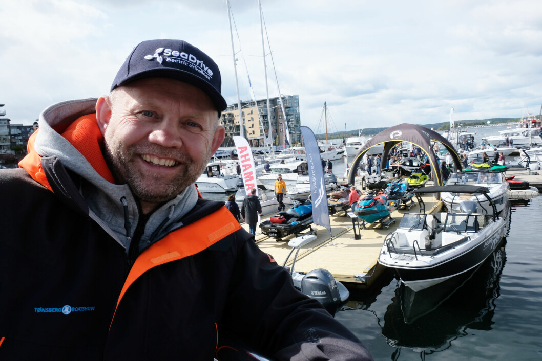 SAMARBEID: Messeadmiral Frode Sundsdal sier Tønsberg Boatshow er et godt eksempel på at det lokale næringsliv trekker lasset sammen. (Foto: Amund Rich. Løken).