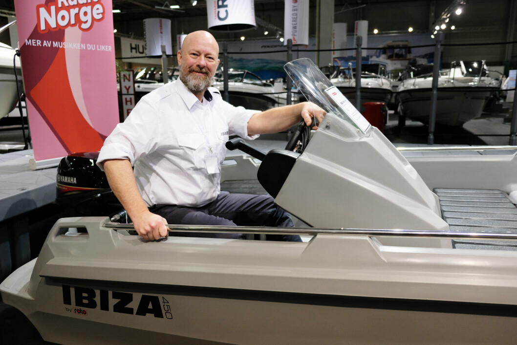 Den er den minste i Ibiza-rangen, men den har avgjort et Ibiza-gen i seg, nyheten Ibiza 450 Roto, den nye ungdomsbåten fra Ibiza som kan leveres med motorkraft opp til 25 hester. Båten som fredag skal tildeles en fortjent vinner er utstyrt med en Yamaha 9