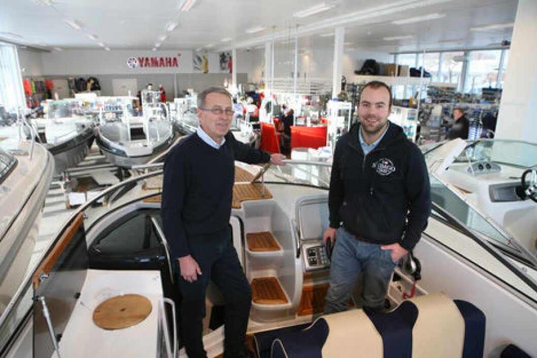 FAR OG SØNN: Sam og Pål Herholdt Andersen i Tønsberg er storfornøyd med båtåret 2015. (Foto: Hans Due). FAR OG SØNN: Sam og Pål Herholdt Andersen i Tønsberg er storfornøyd med båtåret 2015. (Foto: Hans Due).