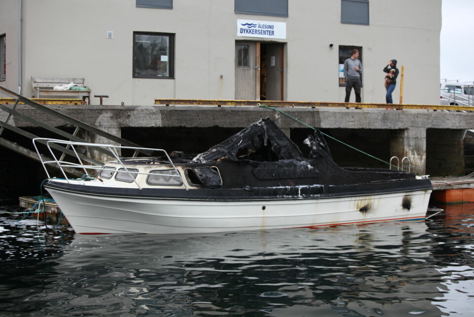 HELT UTBRENT: Det var etter alt å dømme ikke propan ombord i båten som brant i Ålesund.