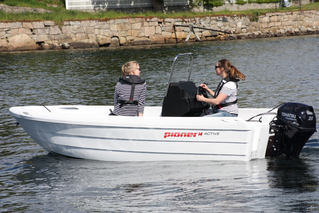 PIONER ACTIVE: Her med 20 hester Tohatsu. (Foto: Ulf Terje Johnsen). PIONER ACTIVE: Her med 20 hester Tohatsu. (Foto: Ulf Terje Johnsen).