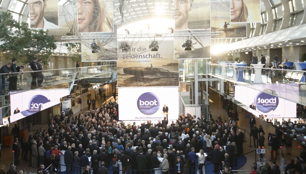 Verdens største innendørs båtmesse åpnet lørdag 17. januar. Verdens største innendørs båtmesse åpnet lørdag 17. januar.