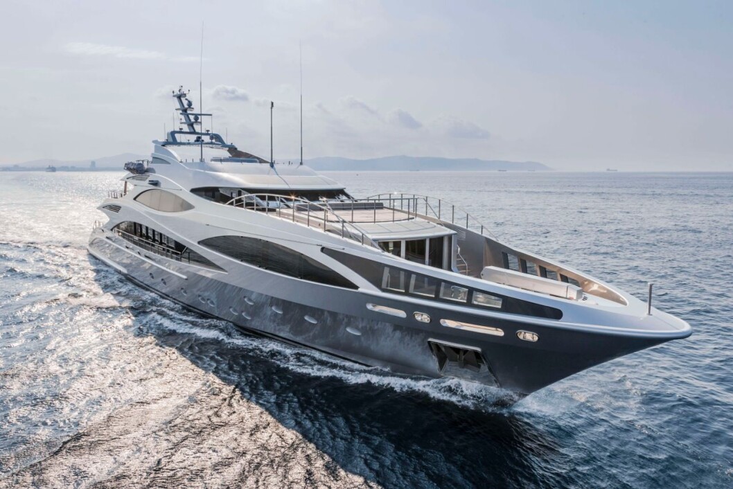 LEKKER: Den nye Benetti-en ruver godt på sjøen. LEKKER: Den nye Benetti-en ruver godt på sjøen.