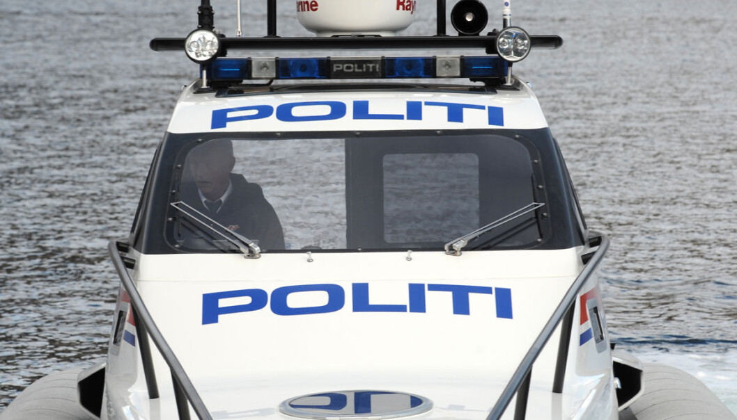 KONTROLL: Kommer du fra utlandet i båt må du oppsøke en av en gruppe utvalgte havner og fremstille deg for politiet der. KONTROLL: Kommer du fra utlandet i båt må du oppsøke en av en gruppe utvalgte havner og fremstille deg for politiet der.