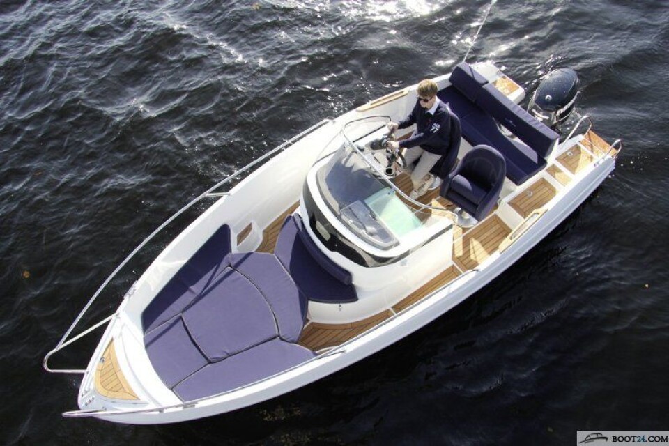 FAMILIEBÅT: Oceanmaster 630 WA henvender seg til familien. Nå er den kraftig forbedret.