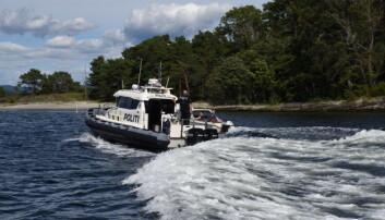AKTIVE: En fartssynder blir innhentet av politibåten i Langesund. AKTIVE: En fartssynder blir innhentet av politibåten i Langesund.
