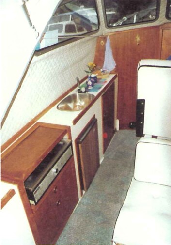 SAGA 7000: Smal med praktisk pantry. SAGA 7000: Smal med praktisk pantry.