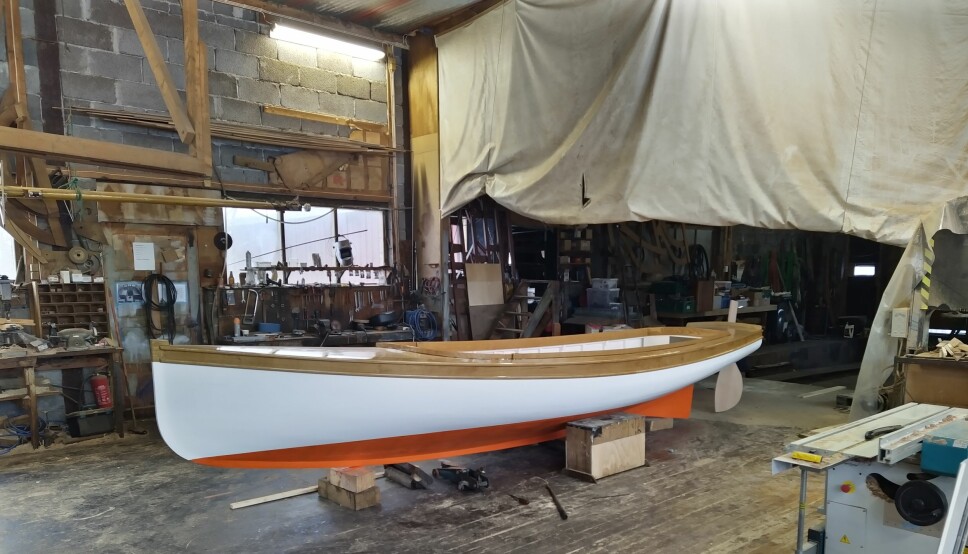 TRADISJON: Giggen er en båttype med lange tradisjoner på Sørlandet. Til våren sjøsettes dette nybygget fra Sandøy Båtbyggeri ved Tvedestrand.