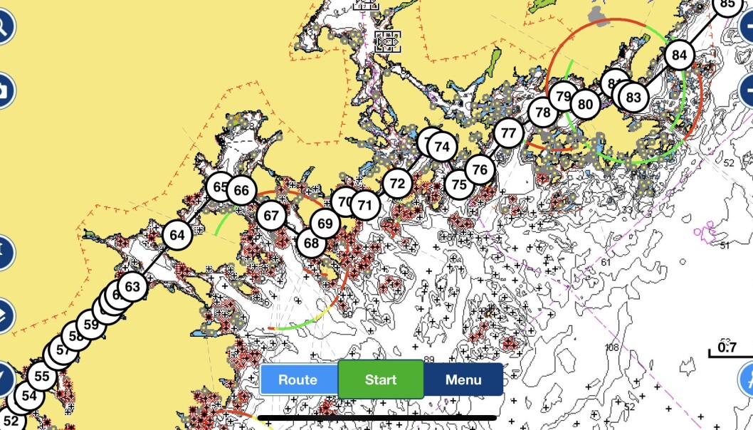 RUTE: Liv Hanh Basberg og Astri Nissen-Lie har planlagt turen fra Kristiansand til Asker i minste detalj. RUTE: Liv Hanh Basberg og Astri Nissen-Lie har planlagt turen fra Kristiansand til Asker i minste detalj.