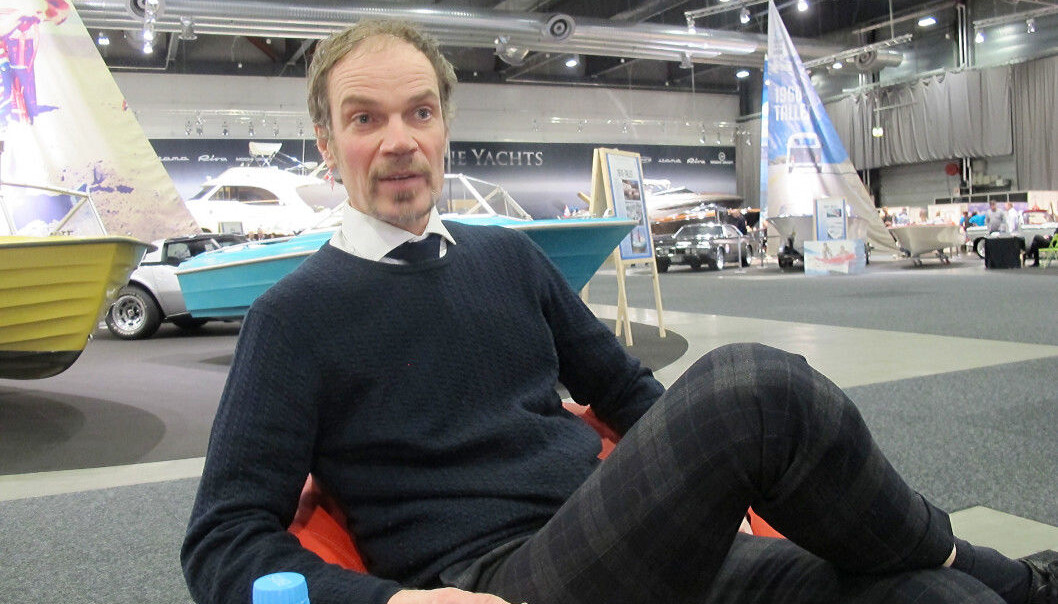 HALVE MAKTEN PÅ UTENLANDSKE HENDER: Bård Eker gir fra seg «halve makten» i Hydrolift. Internasjonal storinvestor er på plass med 50 % eierandel. FOTO: AMUND RICH. LØKEN caption HALVE MAKTEN PÅ UTENLANDSKE HENDER: Bård Eker gir fra seg «halve makten» i Hydrolift. Internasjonal storinvestor er på plass med 50 % eierandel. FOTO: AMUND RICH. LØKEN caption