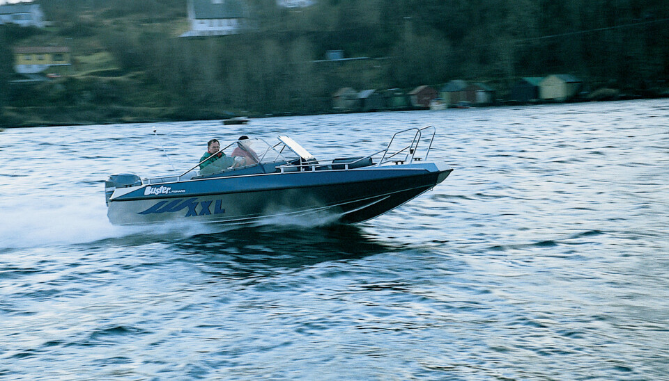 BUSTER XXL: Tredje generasjon ble testet i Praktisk Båtliv nummer 4 2000.