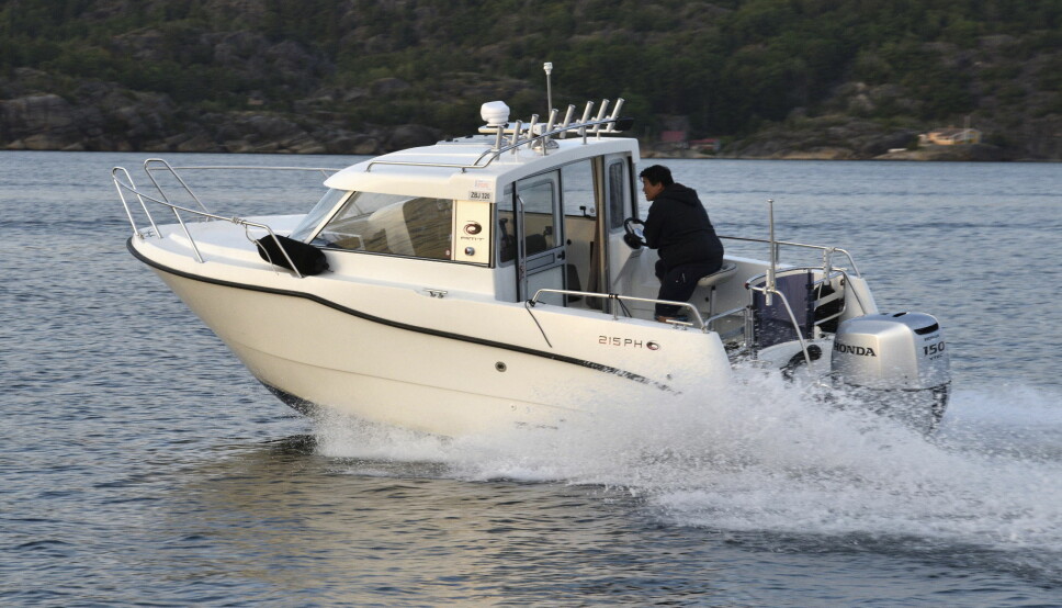 AMT 215 PH: Båtmagasinet har gjort bruktbåttest av styrehusbåten som ble lansert 2013.