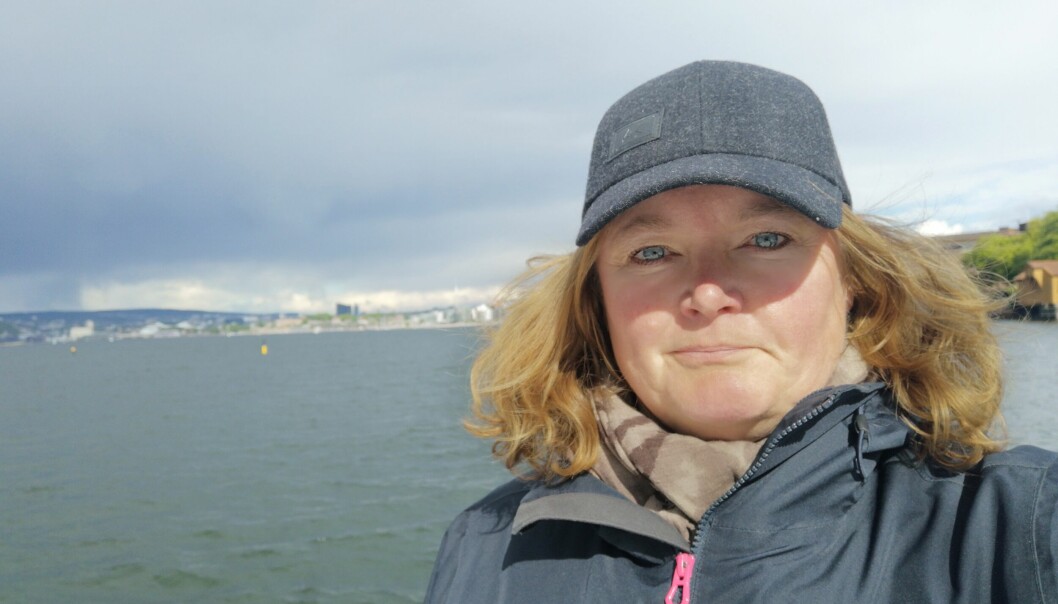 FORBUD: Blir det innført forbud mot septiktømming fra fritidsbåt i Oslofjorden i 2023 - og før flere tømmestasjoner er på plass, blir det en håpløs symbolpolitikk, sier båtpolitiker og båtbeboer Anne Haabeth Rygg. (Foto: Privat).