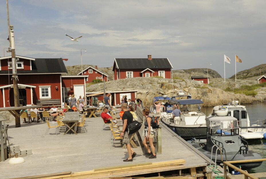 OVERNATTING: De gamle losboligene på Storö er bygget om til hotell og vandrerhjem.