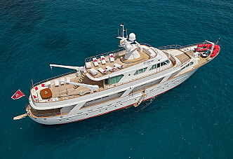 David Bowies yacht for salg